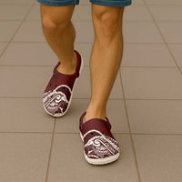 Aloha Hawaii Kalo Pikake Lei Clogs Shoes Chest Tattoo Oxblood Hawaiian Pattern LT14 - Polynesian Pride