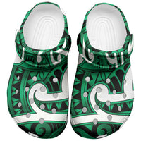 Aotearoa Maori Kowhaiwhai Clogs Shoes Kakariki Puhoro and Patiki LT9 Green - Polynesian Pride