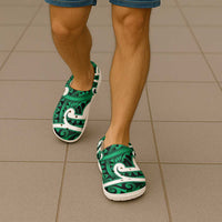 Aotearoa Maori Kowhaiwhai Clogs Shoes Kakariki Puhoro and Patiki LT9 - Polynesian Pride
