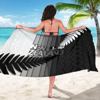 New Zealand Football Sarong Silver Fern Maori Pattern Monochrome DT05 - Polynesian Pride