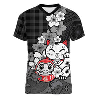 Black Palaka Hawaiian And Japanese Women V-Neck T-Shirt Maneki Neko And Sakura Bloom DT05 Female Black - Polynesian Pride