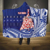 Northern Mariana Islands Christmas Hooded Blanket Seashell Xmas Tree Tribal Waves DT05 - Polynesian Pride
