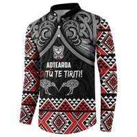 Aotearoa Toitu Te Tiriti Waitangi Button Sweatshirt Proud To Be Maori LT01 - Polynesian Pride