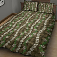 Pikake Maile Tiare Lei Quilt Bed Set Natural Lauhala Pattern