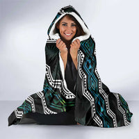 Taniko Aotearoa Mix Paua Shell Hooded Blanket Niho Taniwha Turquoise Glitter LT01 - Polynesian Pride
