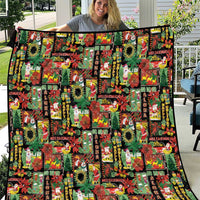 Hawaiian Santa Christmas Pattern Quilt Black Version - Polynesian Pride