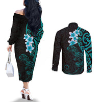 New Zealand Tuatara Plumeria Couples Matching Off The Shoulder Long Sleeve Dress and Long Sleeve Button Shirt Maori Teal Koru Tribal Tattoo