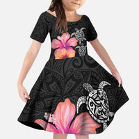 Hawaiian Hibiscus Turtle Tribal Polynesian Pattern Kid Short Sleeve Dress Black Color