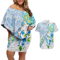 Hawaiian Couple Turtles Honi Couples Matching Off Shoulder Short Dress and Hawaiian Shirt Polynesian Art Motifs and Hibiscus White Blue Color - Polynesian Pride