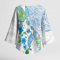 Hawaiian Couple Turtles Honi Kimono Sleeve Blouse Polynesian Art Motifs and Hibiscus White Blue Color - Polynesian Pride