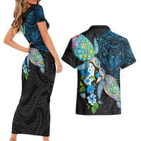 Hawaiian Couple Turtles Honi Couples Matching Short Sleeve Bodycon Dress and Hawaiian Shirt Polynesian Art Motifs and Hibiscus Black Blue Color - Polynesian Pride