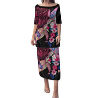 Hawaiian Couple Turtles Honi Family Matching Puletasi and Hawaiian Shirt Polynesian Art Motifs and Hibiscus Black Red Color - Polynesian Pride