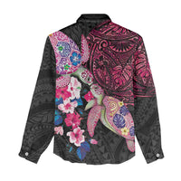 Hawaiian Couple Turtles Honi Women Casual Shirt Polynesian Art Motifs and Hibiscus Black Red Color - Polynesian Pride