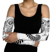 Aotearoa Maori Sea Animals Tribal Arm Sleeves Manta Ray and Shark Moko Pattern White Color LT03 - Polynesian Pride