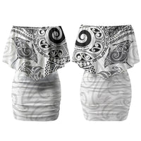 Aotearoa Maori Sea Animals Tribal Family Matching Off Shoulder Short Dress and Hawaiian Shirt Manta Ray and Shark Moko Pattern White Color LT03 Mom's Dress White - Polynesian Pride