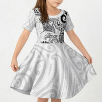 Aotearoa Maori Sea Animals Tribal Kid Short Sleeve Dress Manta Ray and Shark Moko Pattern White Color LT03 KID White - Polynesian Pride