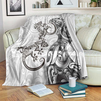 New Zealand Gecko Maori Art Tattoo Blanket White Color LT03 White - Polynesian Pride