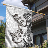 New Zealand Gecko Maori Art Tattoo Garden Flag White Color LT03 - Polynesian Pride