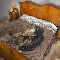 Custom New Zealand Womens Day Quilt Traditional Maori Woman Polynesian Pattern Brown Color LT03 - Polynesian Pride