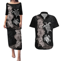 Hawaiian Flower and Tribal Turtle Couples Matching Puletasi and Hawaiian Shirt Grayscale Mode LT03 Black - Polynesian Pride