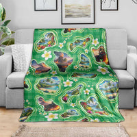 Hawaii Map with Plumeria Flower and Palaka Pattern Blanket Tropical Island Green Design LT03 - Polynesian Pride
