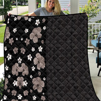 Hawaii Hibiscus and Plumeria Flowers Quilt Tapa Tribal Pattern Half Style Grayscale Mode LT03 Black - Polynesian Pride
