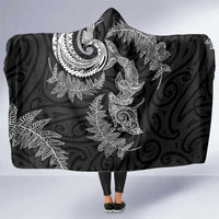 New Zealand Sea Animals with Maori Tribal Tattoo Hooded Blanket Shark Manta Ray with Silver Fern Black