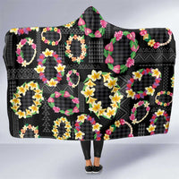 Hawaiian Kakau Tattoo Leis and Palaka Pattern Hooded Blanket Traditional Aloha Tribal Black Color LT03 One Size Black - Polynesian Pride