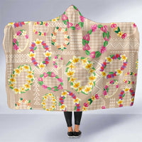 Hawaiian Kakau Tattoo Leis and Palaka Pattern Hooded Blanket Traditional Aloha Tribal Beige Color LT03 One Size Beige - Polynesian Pride