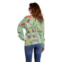 Hawaiian Leis Off Shoulder Sweater Kakau Tattoos and Palaka Pastel Green Color LT03 - Polynesian Pride