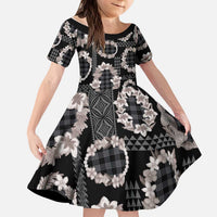 Hawaiian Leis Kid Short Sleeve Dress Kakau Tattoos and Palaka Pastel Grayscale LT03 KID Black - Polynesian Pride