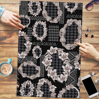 Hawaiian Leis Puzzle Kakau Tattoos and Palaka Pastel Grayscale LT03 Black - Polynesian Pride
