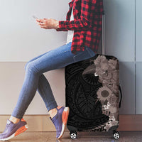 Hawaiian Tropical Plants and Chameleon Luggage Cover Polynesian Art Grayscale - Polynesian Pride