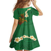Hawaii Turtle Plumeria Flower Family Matching Long Sleeve Bodycon Dress and Hawaiian Shirt Polynesian Pattern Green Color