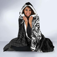 New Zealand Crocodile Tattoo and Fern Hooded Blanket Maori Pattern LT03 - Polynesian Pride