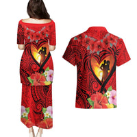 Hawaii Valentine Day Couples Matching Puletasi and Hawaiian Shirt Couple on Beach mix Hibiscus and Polynesian Tattoo LT03 - Polynesian Pride