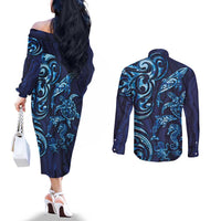 New Zealand Connecting with Seas Couples Matching Off The Shoulder Long Sleeve Dress and Long Sleeve Button Shirt Maori Tribal and Sea Animals Tattoo - Sea Texture Glass Style