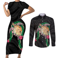 Hawaii Pikake and Maile Lei Couples Matching Short Sleeve Bodycon Dress and Long Sleeve Button Shirt Honu Polynesian Pattern Black Color