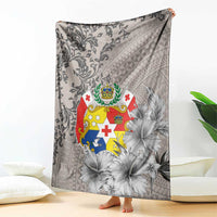 Tonga Culture Blanket Ngatu Pattern and Blooming Hibiscus LT03 - Polynesian Pride