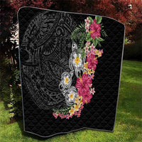 Hawaiian Tropical Flowers and Tribal Turtles Quilt Polynesian Art Motifs Black Color - Polynesian Pride