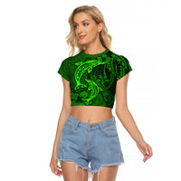 Polynesian Dolphin Valentine Day Raglan Cropped T Shirt Hibiscus and Tribal Tattoo Green Style LT03 Female Green - Polynesian Pride