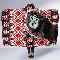 Red Taniko Motif Aotearoa Manaia and Silver Fern Hooded Blanket LT03 One Size Red - Polynesian Pride