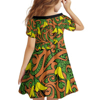 New Zealand Kowhai Flowers Kid Short Sleeve Dress Maori Koru Pattern
