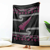 New Zealand Christmas Blanket Meri Kirihimete Silver Fern Knit Style Pink Color - Polynesian Pride
