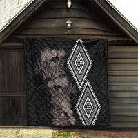 Aotearoa Tukutuku Motif Quilt Pohutukawa and Fern Leaves Grayscale Color