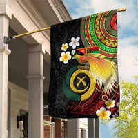 Vanuatu and Papua New Guinea Together Garden Flag Bird-of-paradise and Pig Tusk Melanesian Pattern