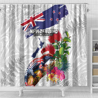 New Zealand Christmas Shower Curtain Meri Kirihimete-Tuatara and Pohutukawa White Color