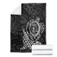 Hawaii Monk Seal and Dolphin Blanket Polynesian Kakau Pattern Black White Color LT03 - Polynesian Pride