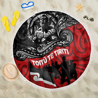 Aotearoa Toitu Te Tiriti Beach Blanket Honoring Te Tiriti o Waitangi Maori Haka LT03 One Size 150cm Red - Polynesian Pride
