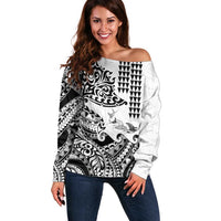Hawaiian Tribal Manta Ray Off Shoulder Sweater Kakau Tattoo and Polynesian Art Motif Pattern LT03 Women Multicolor - Polynesian Pride